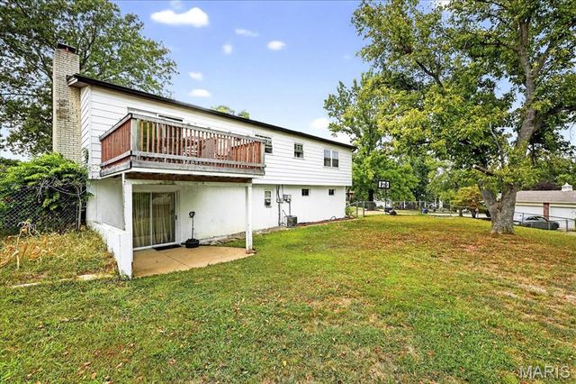 6018 Gatling Drive, Oakville, MO 63129