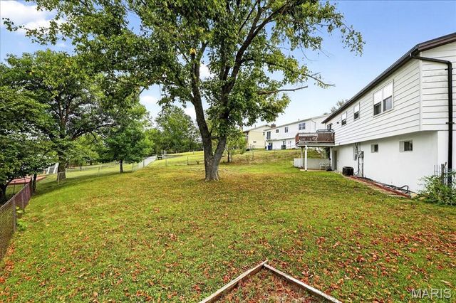 6018 Gatling Drive, Oakville, MO 63129