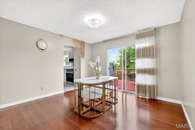 6018 Gatling Drive, Oakville, MO 63129