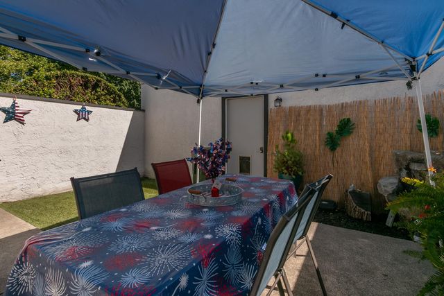 5861 Sperry Dr, Citrus Heights, CA 95621
