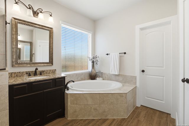 138 Cimarron Crk, Boerne, TX 78006