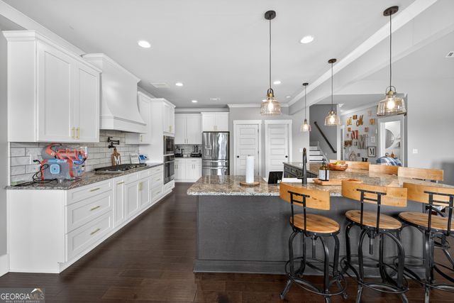 2104 Meadowood Cove, Monroe, GA 30655