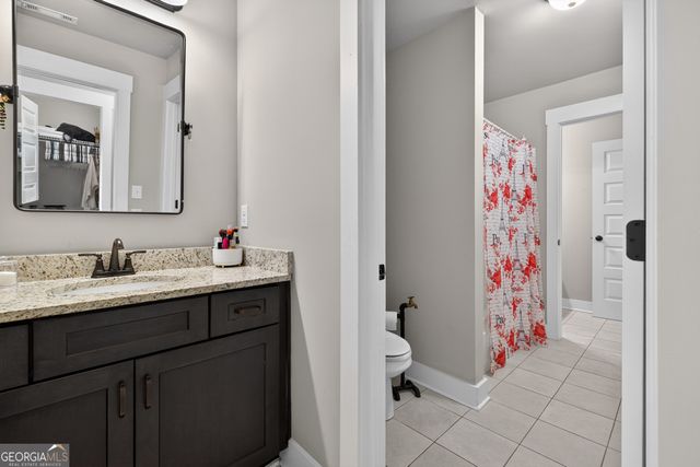 2104 Meadowood Cove, Monroe, GA 30655