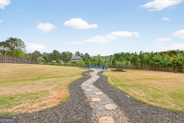 2104 Meadowood Cove, Monroe, GA 30655