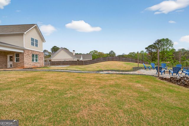 2104 Meadowood Cove, Monroe, GA 30655