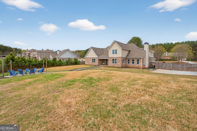 2104 Meadowood Cove, Monroe, GA 30655