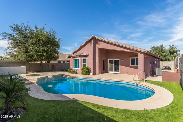 2513 W CARTER Road, Phoenix, AZ 85041