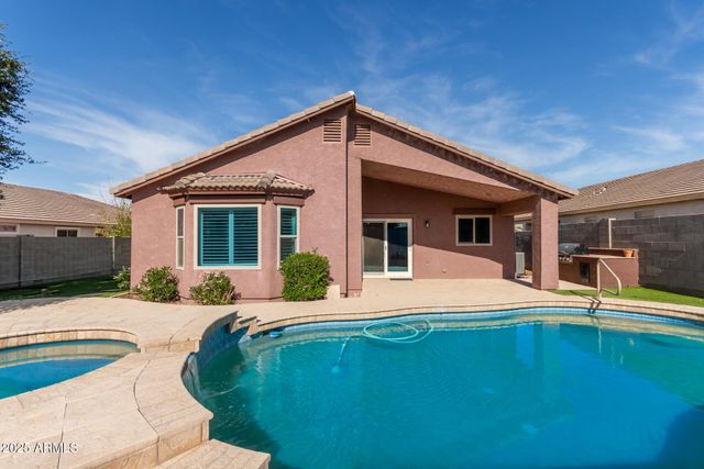 2513 W CARTER Road, Phoenix, AZ 85041