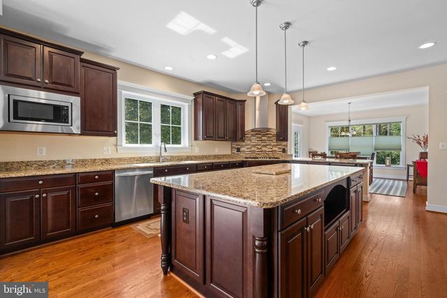 7435 MASON LANE, Falls Church, VA 22042