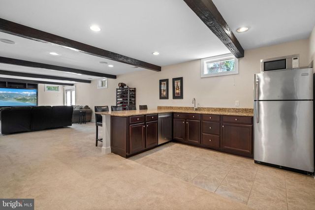 7435 MASON LANE, Falls Church, VA 22042