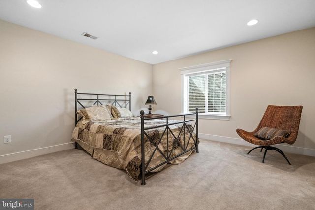 7435 MASON LANE, Falls Church, VA 22042