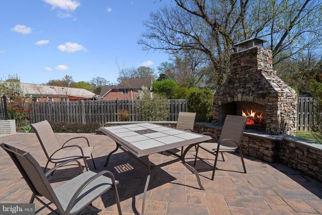 7435 MASON LANE, Falls Church, VA 22042