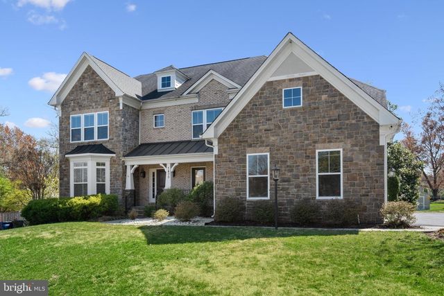 7435 MASON LANE, Falls Church, VA 22042