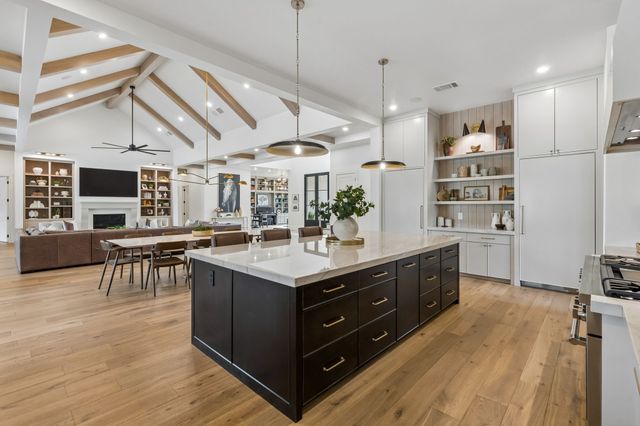 617 Leta Lane, Colleyville, TX 76034