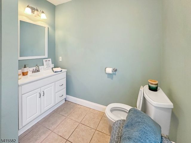 925 Lee Ave, Alpha Boro, NJ 08865