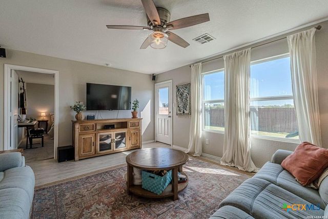 542 Summersweet Rd., New Braunfels, TX 78130