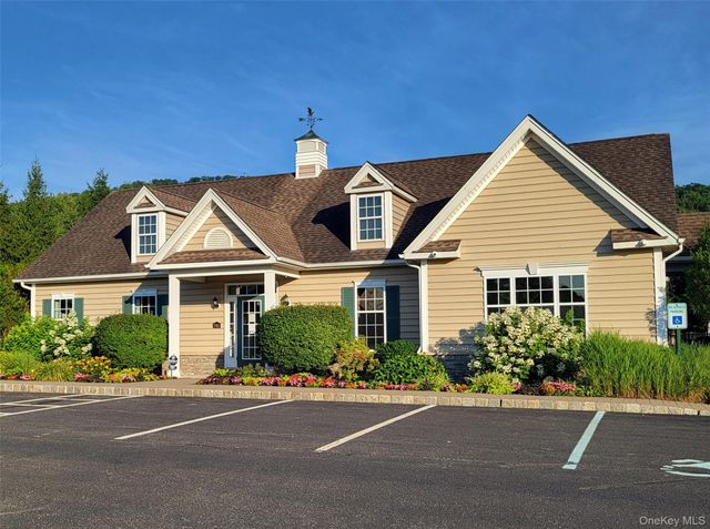 415 Vassar Place, Fishkill, NY 12524