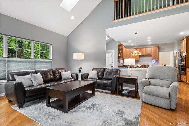 415 Vassar Place, Fishkill, NY 12524