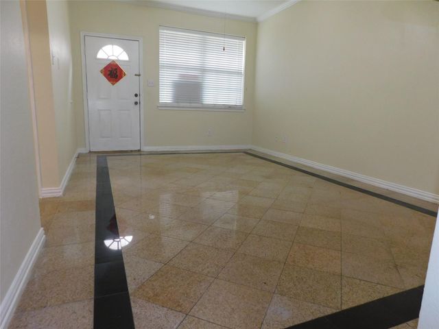 9400 Bellaire Boulevard 612, Houston, TX 77036