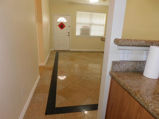 9400 Bellaire Boulevard 612, Houston, TX 77036