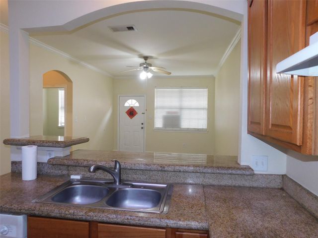 9400 Bellaire Boulevard 612, Houston, TX 77036