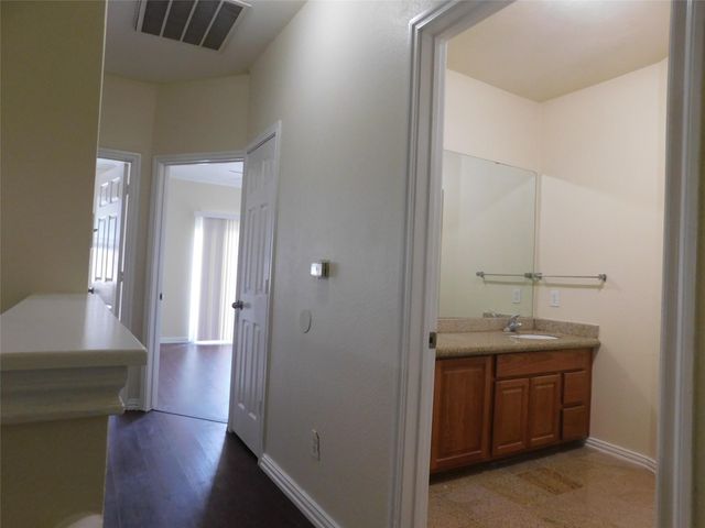 9400 Bellaire Boulevard 612, Houston, TX 77036