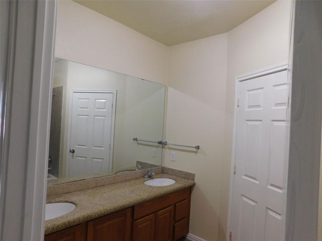 9400 Bellaire Boulevard 612, Houston, TX 77036