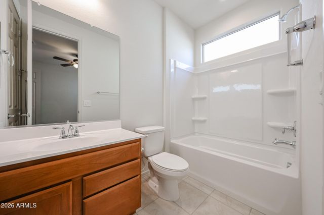 13755 W CALLE DE BACA Lane, Peoria, AZ 85383