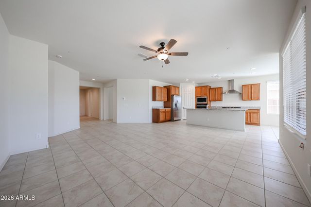13755 W CALLE DE BACA Lane, Peoria, AZ 85383