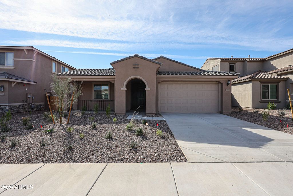13755 W CALLE DE BACA Lane, Peoria, AZ 85383
