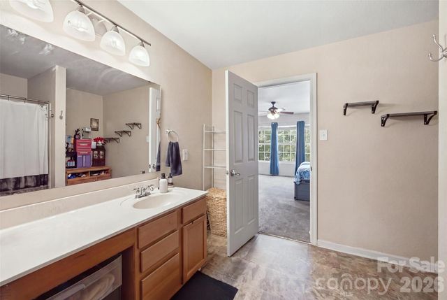1106 Rainier Lane, Gastonia, NC 28052