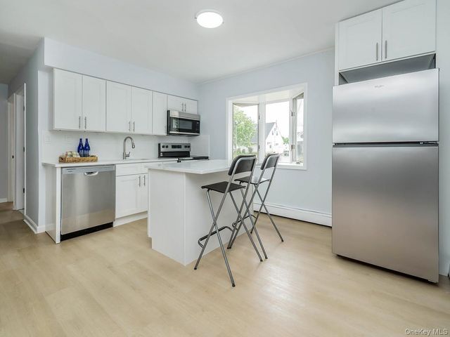 61 Kingfisher Road, Levittown, NY 11756