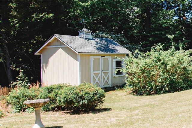 1327 Hadaway Trail, Lawrenceville, GA 30043