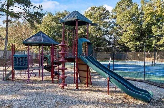 1327 Hadaway Trail, Lawrenceville, GA 30043