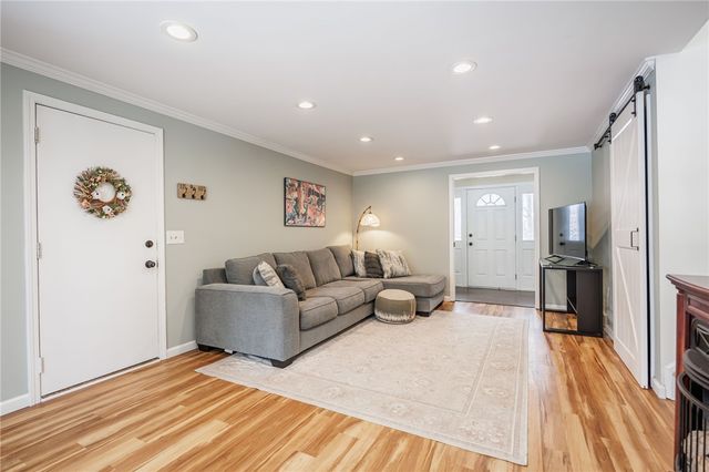 658 Regina Drive, Webster, NY 14580