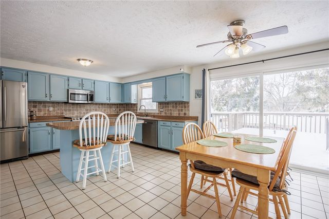 658 Regina Drive, Webster, NY 14580