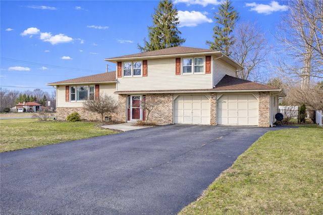 658 Regina Drive, Webster, NY 14580