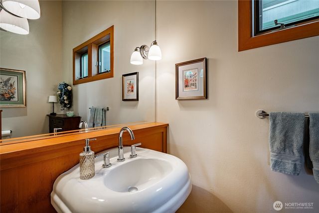 5506 Canvasback Road, Blaine, WA 98230