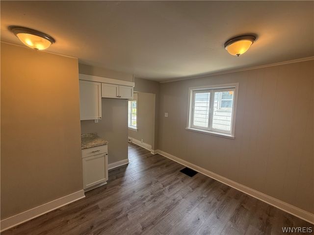 2722 Monroe Avenue, Niagara Falls, NY 14303