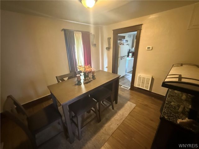2722 Monroe Avenue, Niagara Falls, NY 14303