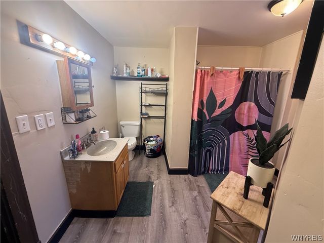 2722 Monroe Avenue, Niagara Falls, NY 14303
