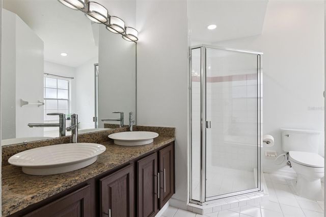 808 LAKE JACKSON CIRCLE, Apopka, FL 32703