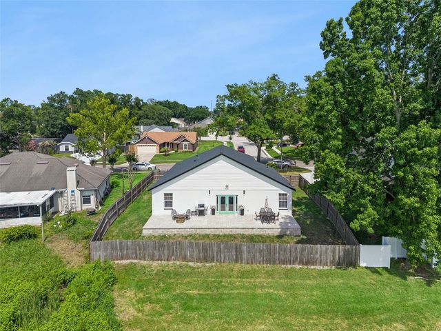 808 LAKE JACKSON CIRCLE, Apopka, FL 32703