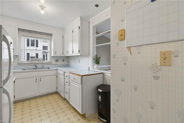 910 Westmoreland AVE, Portsmouth, VA 23707