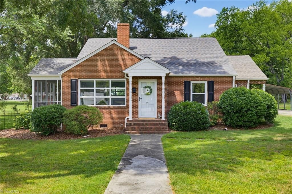 247 Country Club Drive, Eden, NC 27288