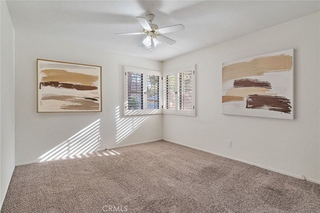 20065 Avenue Of The Oaks, Newhall, CA 91321