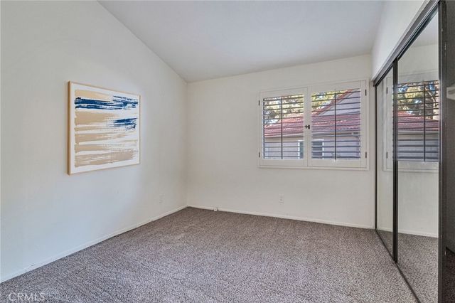 20065 Avenue Of The Oaks, Newhall, CA 91321