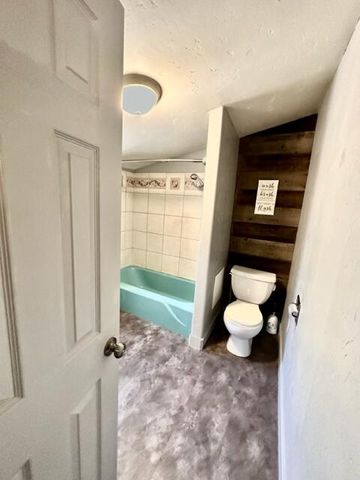 103 E Firebaugh Avenue, Exeter, CA 93221