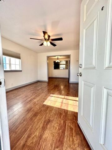 103 E Firebaugh Avenue, Exeter, CA 93221