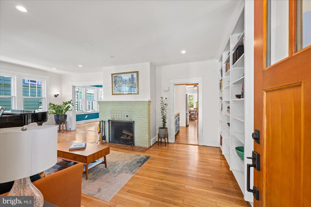 616 WHITTIER ST NW, Washington, DC 20012